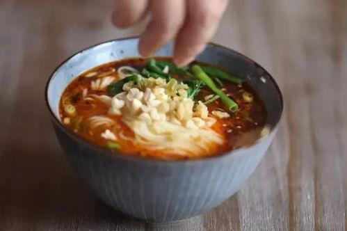 面条汤底爆料视频播放,视频爆料带你领略美味背后的秘密