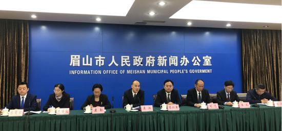 爆料热线眉山新闻,爆料热线揭露惊人内幕，真相即将揭晓！