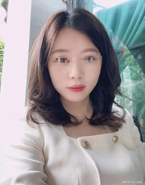 网红爱婷哥吃瓜头像图片,揭秘网络红人的趣味生活瞬间