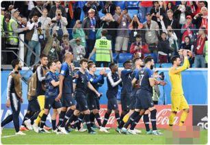 足坛记者爆料视频大全最新,独家揭秘足球圈幕后故事 第2张 足坛记者爆料视频大全最新,独家揭秘足球圈幕后故事 第2张