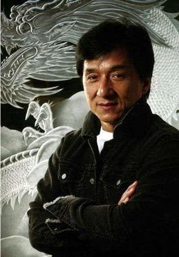 成龙我是谁在线观看,我是谁，在线重温传奇人生