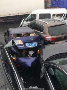 无锡车祸爆料新闻最新情况,多车相撞事故致多人伤亡，救援正在进行